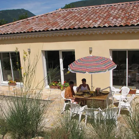 ゲストハウス Maison Besun